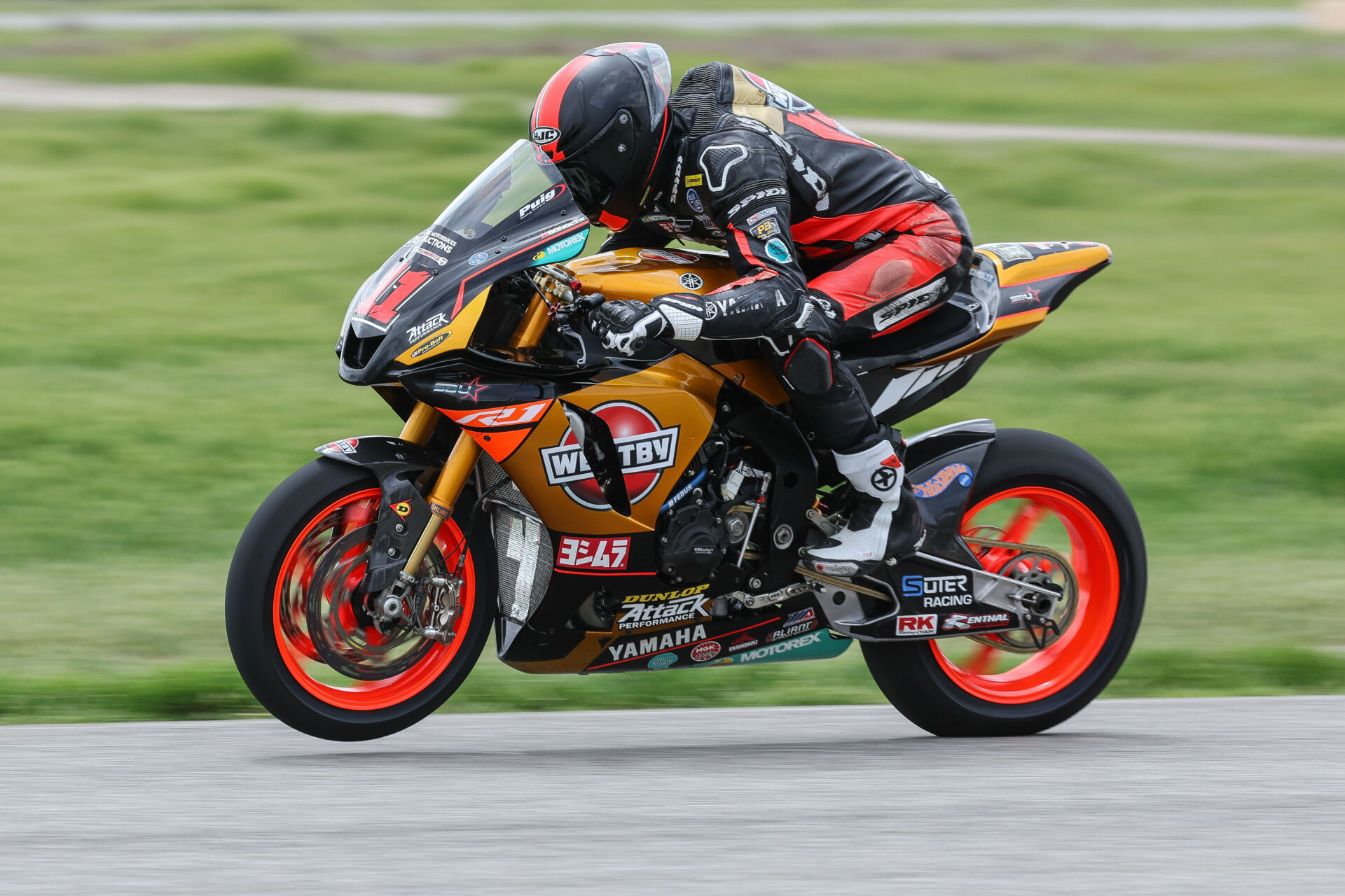 Mathew Scholtz (11) at speed on the Westby Racing Yamaha. Photo by Brian J. Nelson, courtesy Westby Racing.