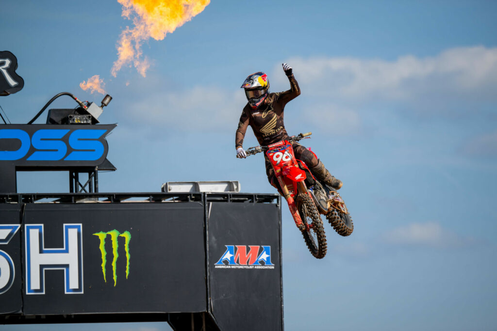 Honda's Hunter Lawrence (96) had a scare early but recovered to dominate the 250SX Class Main Event and stretch his points lead to 45. Photo courtesy Feld Motor Sports, Inc. 