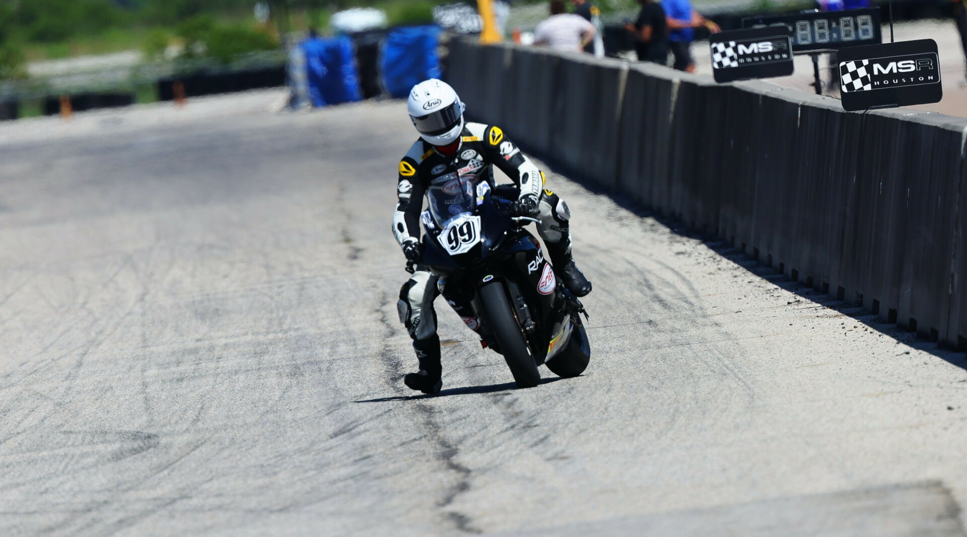 Mike Klesel (99) in action at MSR Houston. Photo by Blair Hart/Hart Photography, courtesy Mike Klesel.