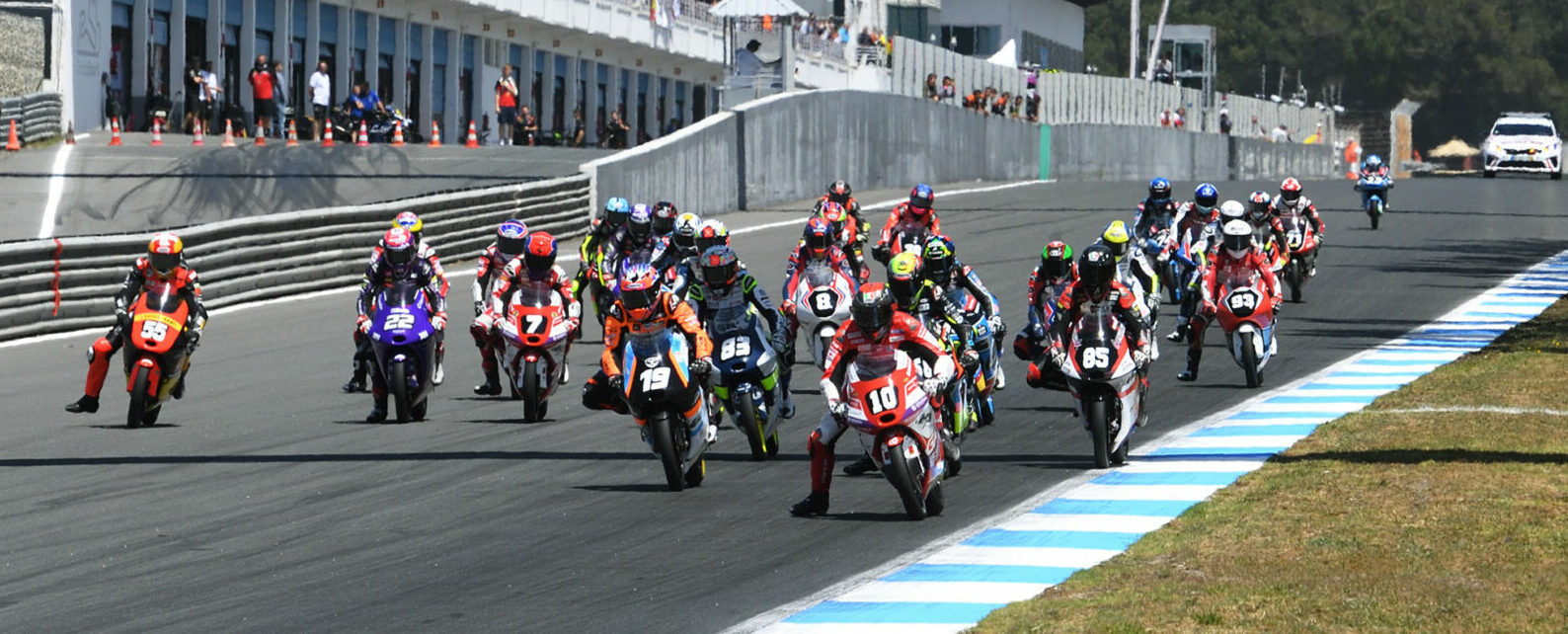 The start of the FIM JuniorGP race at Estoril. Photo courtesy Dorna.