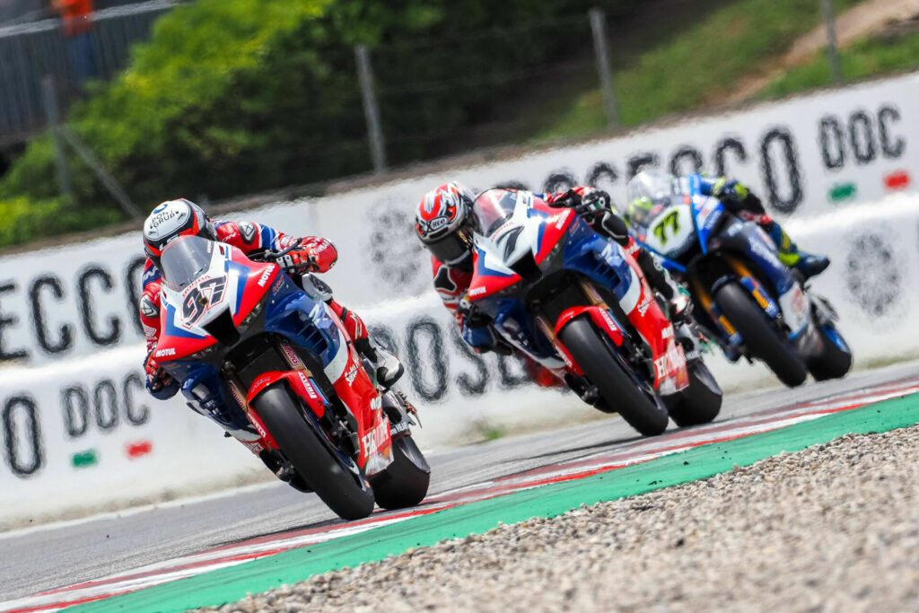 Xavi Vierge (97) leads Iker Lecuona (7) and Dominique Aegerter (77). Photo courtesy Dorna.