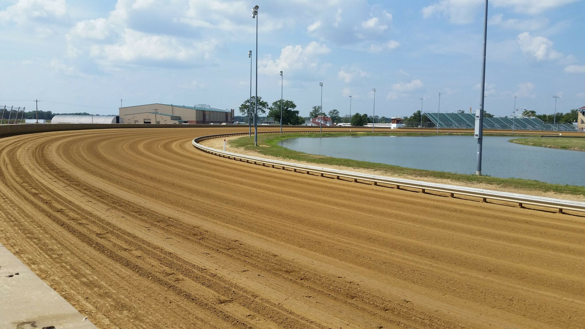 The mile racetrack at the Du Quoin State Fair Grounds. Photo courtesy AFT.