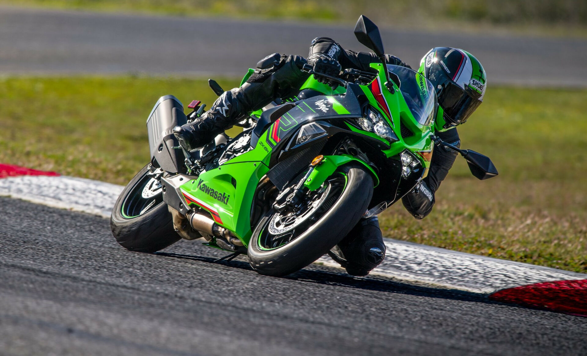 The 2024 Kawasaki Ninja ZX-6R comes with new aerodynamic styling and updates to the engine, brakes, and more. Photo courtesy Kawasaki Motors Corp., U.S.A.