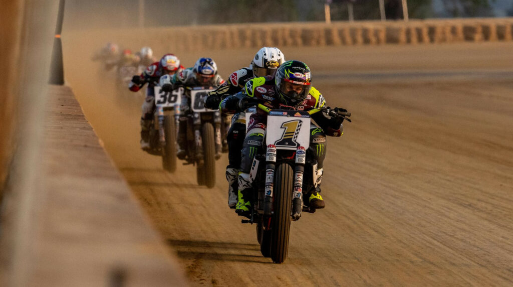 Jared Mees (1) won again, at the Du Quoin Mile. Photo courtesy AFT.