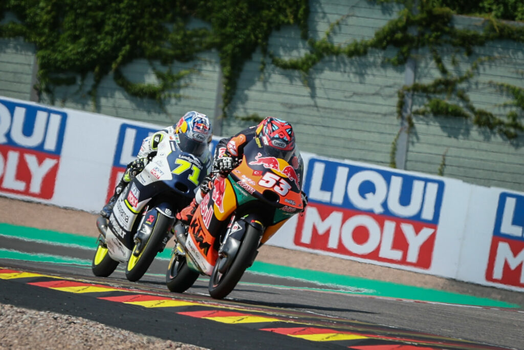 Deniz Oncu (53) leading Ayumu Sasaki (71). Photo courtesy Dorna.