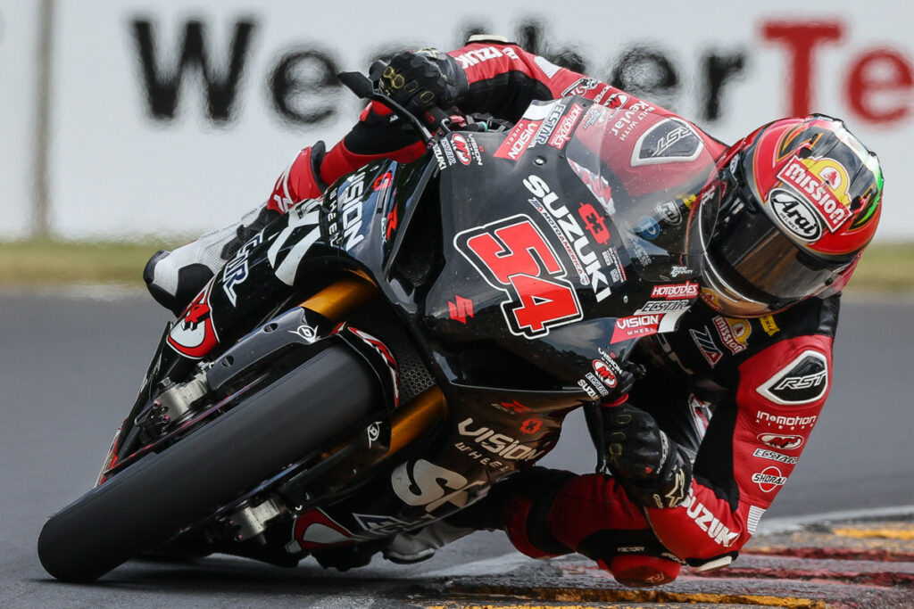 Richie Escalante (54) proves to be consistent aboard his GSX-R1000R. Photo courtesy Suzuki Motor USA, Inc.