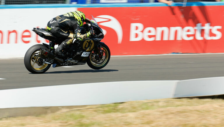 British Superbike: Ryde Fastest In Practice At Knockhill