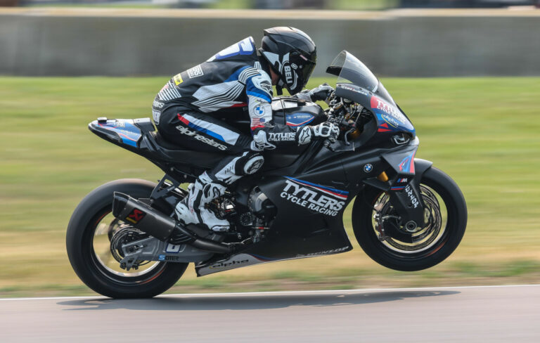 MotoAmerica: Beaubier And Jacobsen 1-2 In Superbike FP1 At Brainerd