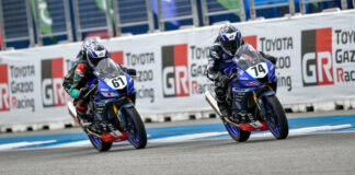 Kensei Matsudaira (74) leading the race in the Yamaha bLU cRU R3 Cup race ahead of Race One winner Taiyo Aksu (61) at Chang International Circuit in Buriram, Thailand. Photo courtesy Yamaha Thailand/Evike.com.