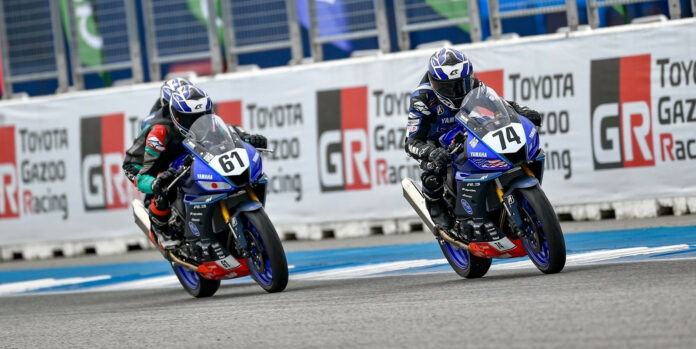 Kensei Matsudaira (74) leading the race in the Yamaha bLU cRU R3 Cup race ahead of Race One winner Taiyo Aksu (61) at Chang International Circuit in Buriram, Thailand. Photo courtesy Yamaha Thailand/Evike.com.