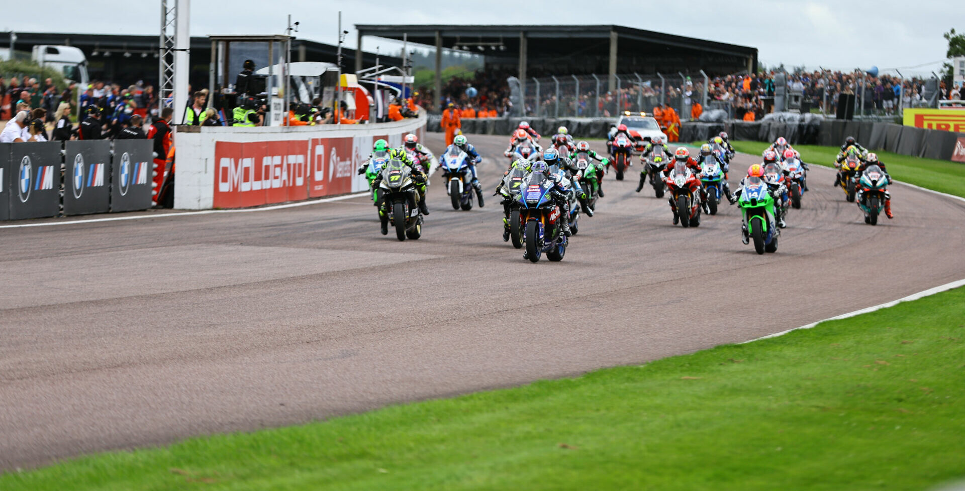 Jason O'Halloran (22) leads the field off the line in British Superbike Race One at Thruxton Circuit. Photo courtesy MSVR.