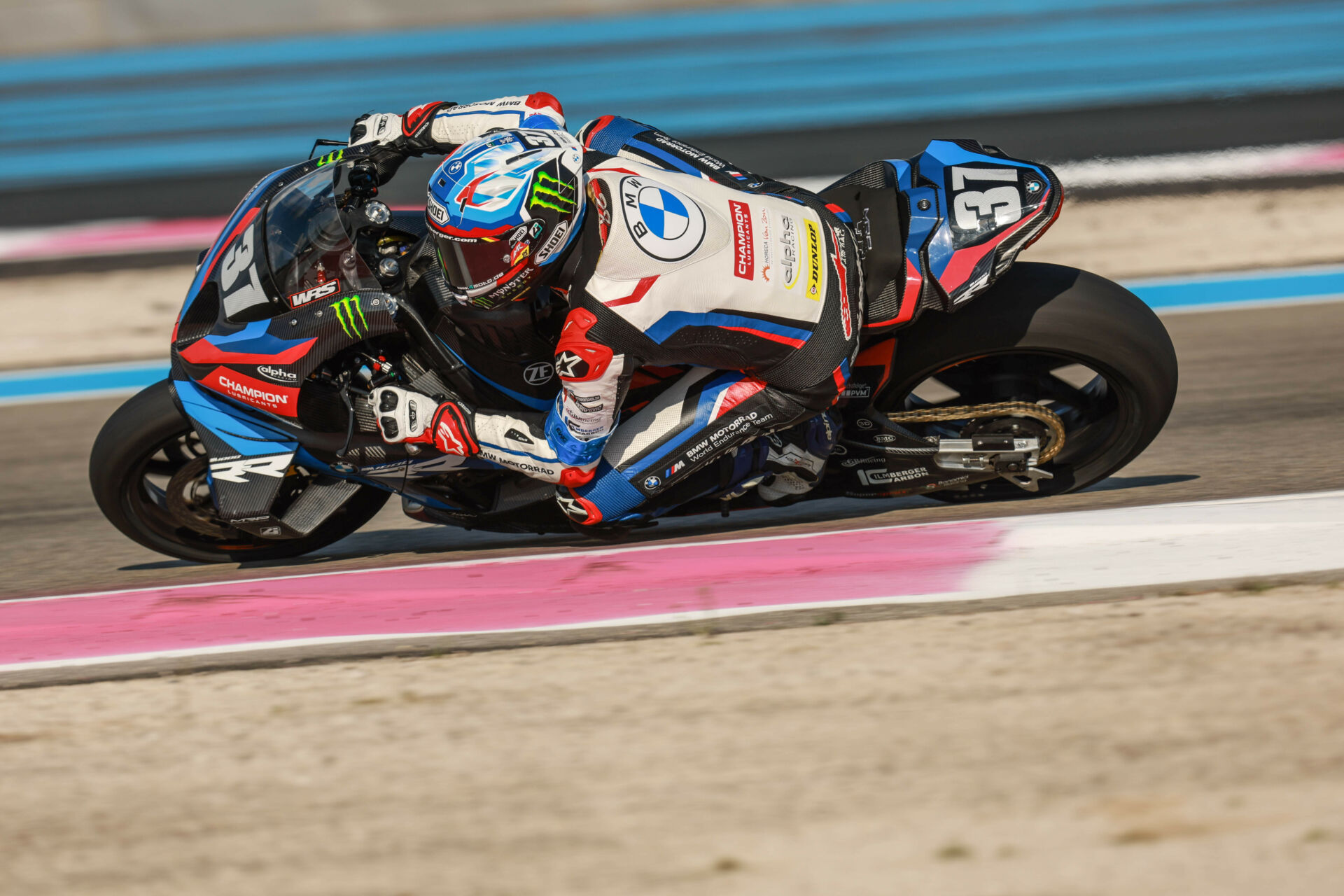 Markus Reiterberger (37) on the BMW Motorrad World Endurance Team M 1000 RR in France. Photo courtesy FIM EWC.