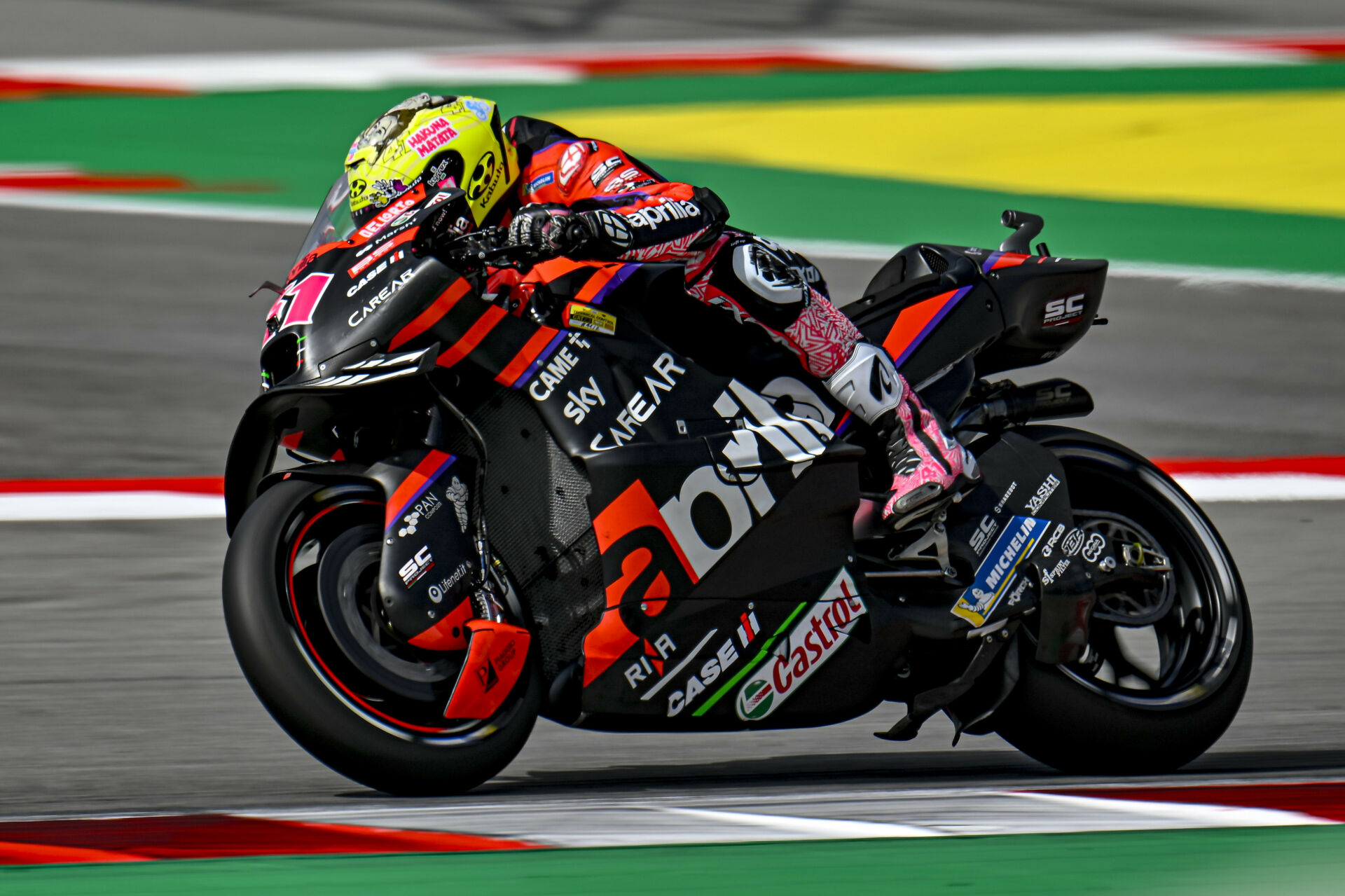 MotoGP Aleix Espargaro Breaks Lap Record In