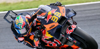 Brad Binder (33). Photo by Kohei Hirota.