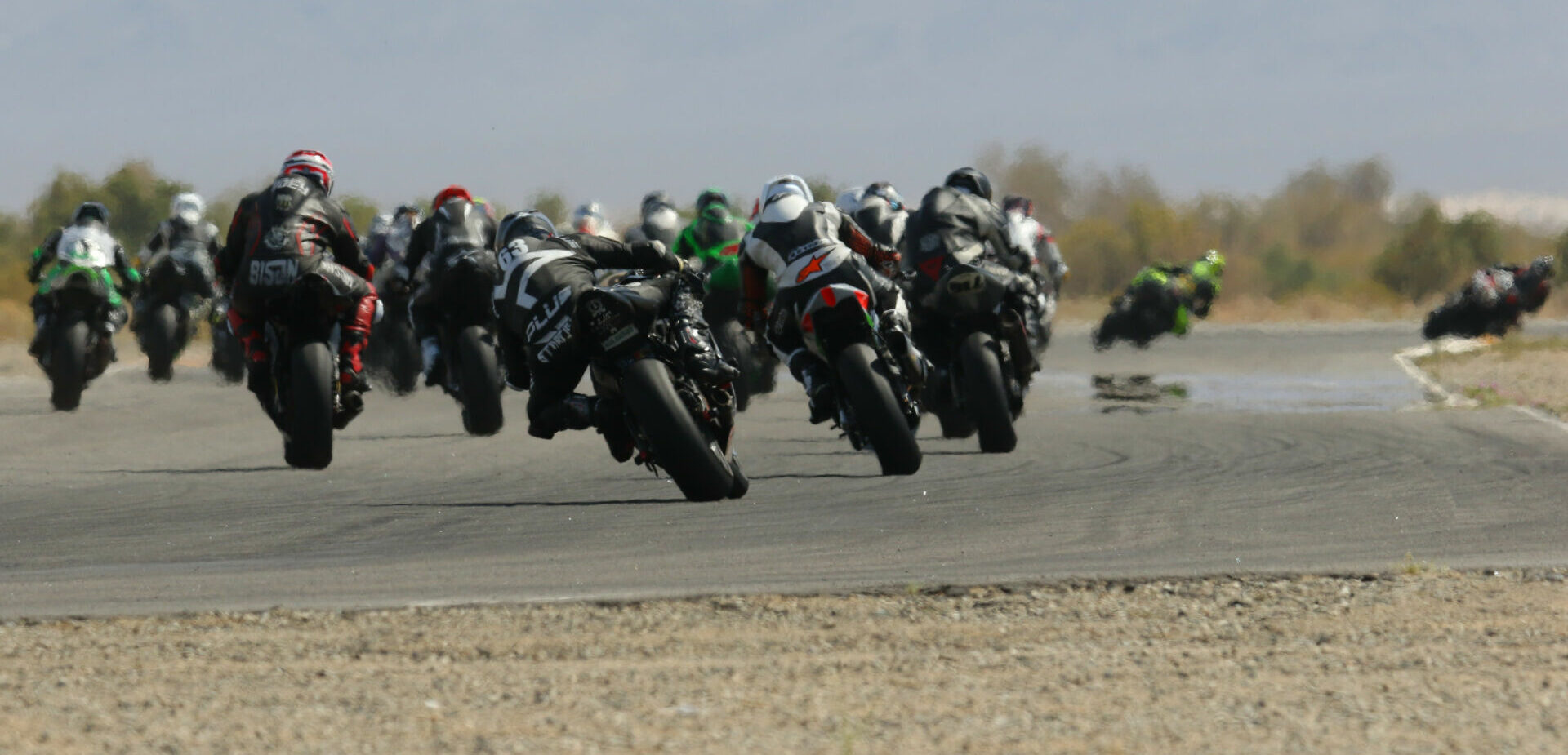The start of a Supersport Middleweight race during the 2022-2023 CVMA Winter Series. Photo by CaliPhotography, courtesy CVMA.