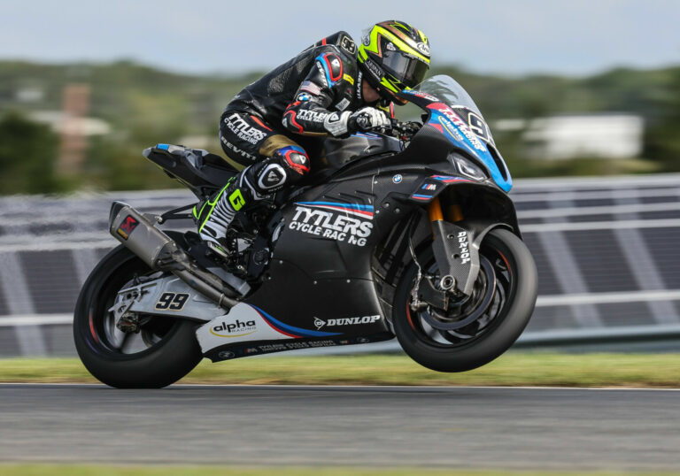 MotoAmerica: Jacobsen Takes Superbike Pole Position At NJMP