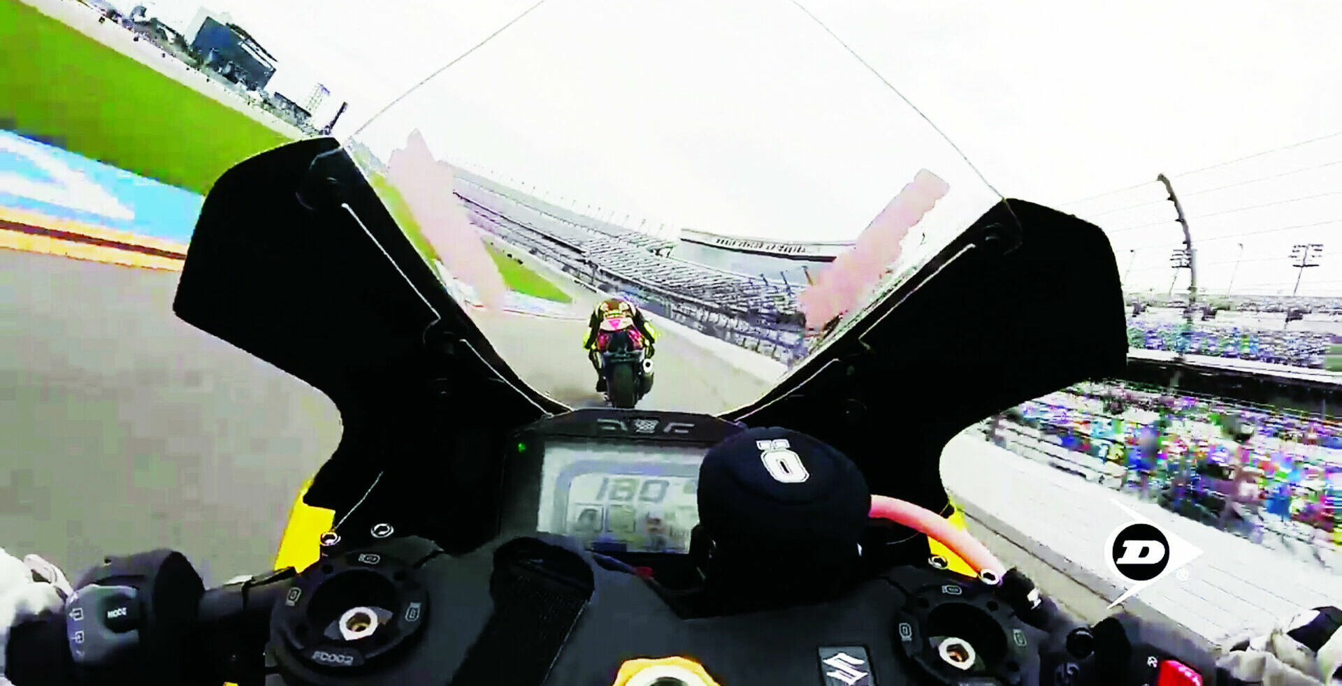 Chris Ulrich drafting 1993 Superbike World Champion Scott Russell during a Team Hammer Advanced Riding School and Pro Practice day at Daytona International Speedway in 2019. Photo courtesy Team Hammer.