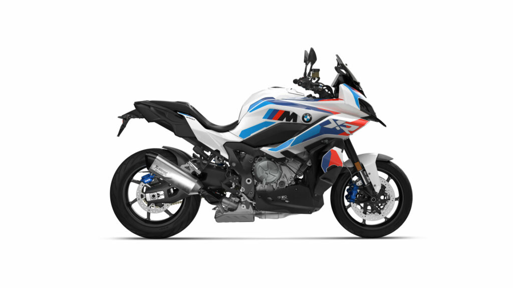 BMW Launches 2024 M 1000 XR - Roadracing World Magazine