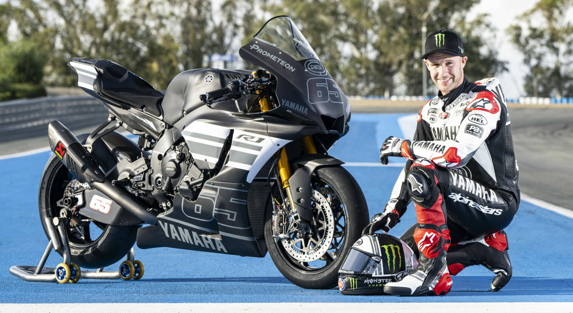 Six-time Superbike World Champion Jonathan Rea (right) and his new Pata Yamaha Prometeon YZF-R1. Photo courtesy Yamaha.