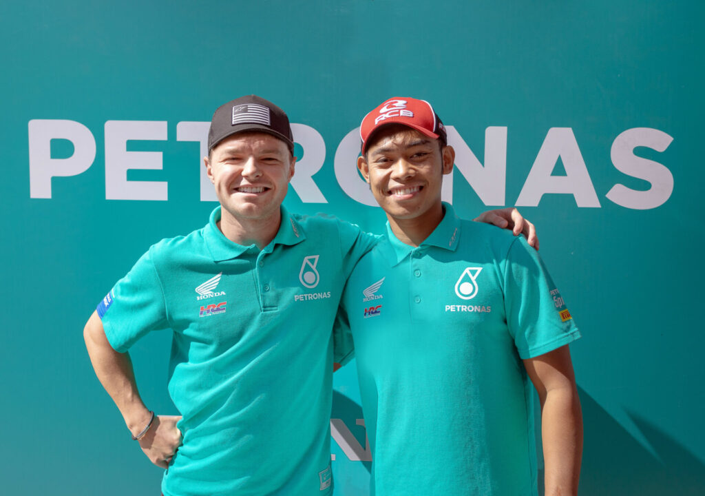 Tarran Mackenzie (left) and Adam Norrodin (right). Photo courtesy PETRONAS MIE Racing Honda Team.