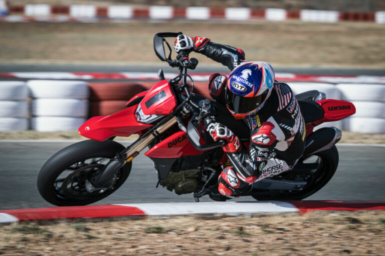 MotoAmerica: Herrin Signs With KYT Helmets