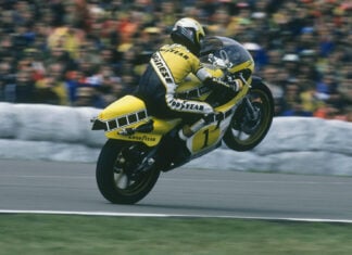 Kenny Leroy Roberts (1) on his Yamaha YZR500 at the Assen TT in 1980. Photo by Gold & Goose, courtesy Barber Vintage Motorsports Museum.