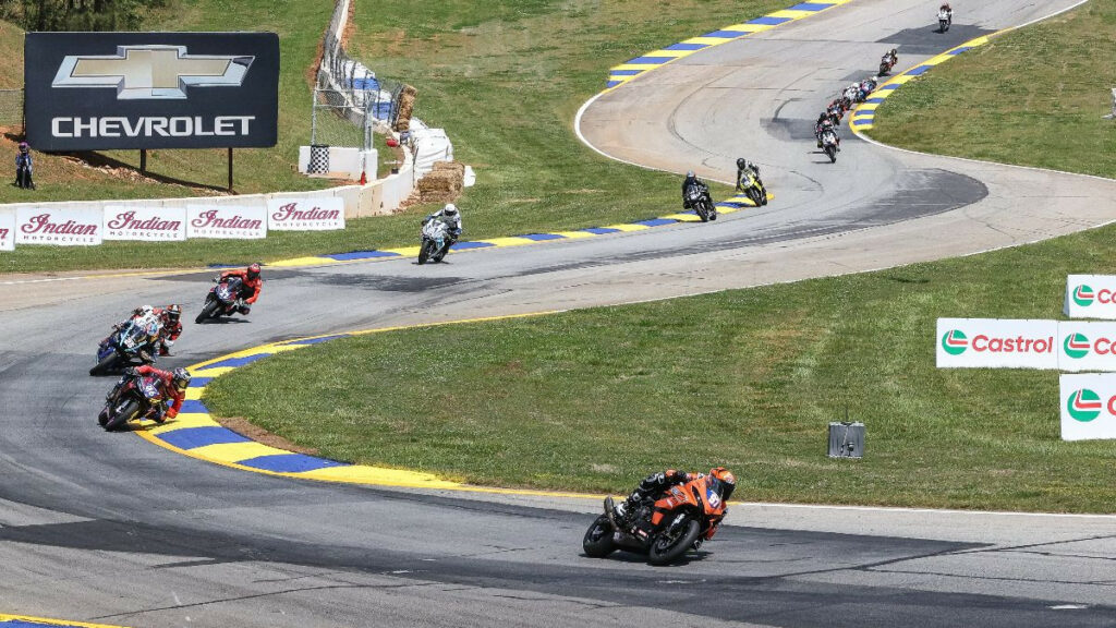 Rocco Landers (97) won the BellissiMoto Twins Cup race on Saturday, giving the Suzuki GSX-8R its first victory. Photo by Brian J. Nelson.