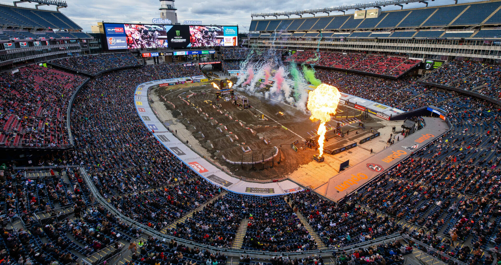 Gillette Stadium provided good racing conditions after rains the day before the event. There was some rain during the 450SX Class Main Event, but the skies cooperated to provide excellent racing. Photo courtesy Feld Motor Sports.