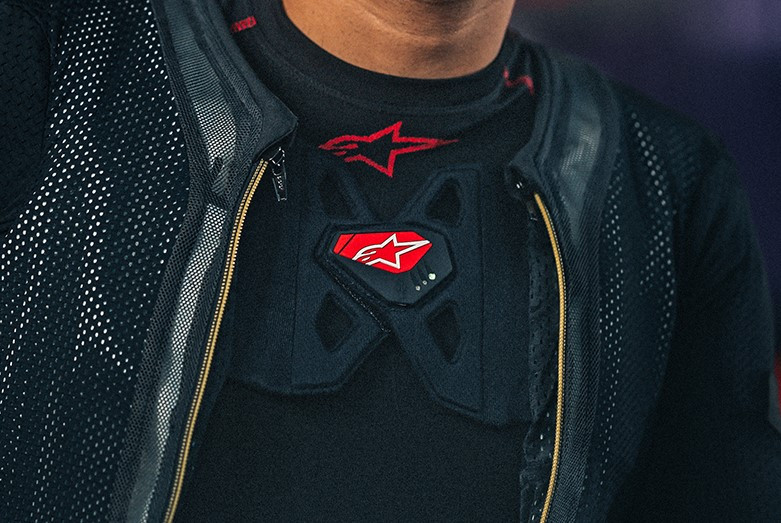 Closing the front flap activates the Alpinestars Tech-Air 7X airbag system. Photo courtesy Alpinestars.