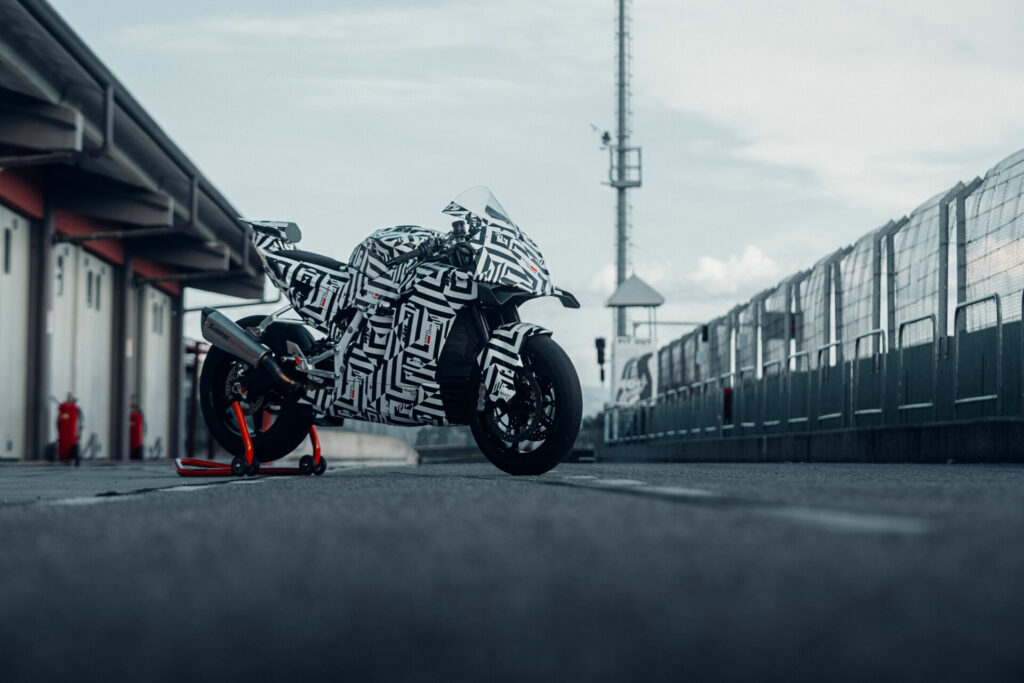 A 2025 KTM 990 RC R prototype. Photo courtesy KTM.