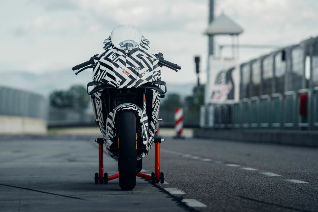 A 2025 KTM 990 RC R prototype. Photo courtesy KTM.