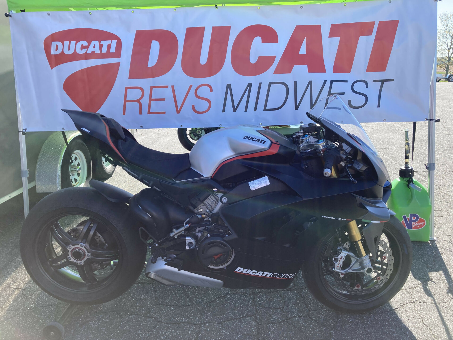 Motovid.com is bringing its Performance Riding Experience to the Ducati Revs Midwest event Wednesday, May 29 at Road America. Photo courtesy Motovid.com.