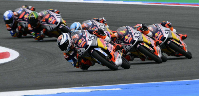 Marco Morelli (95) leading Álvaro Carpe (83), Brian Uriarte (51), and the rest during Race Two at Assen. Photo courtesy Red Bull.