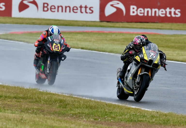 British Superbike: Race One Results From Rainy Snetterton