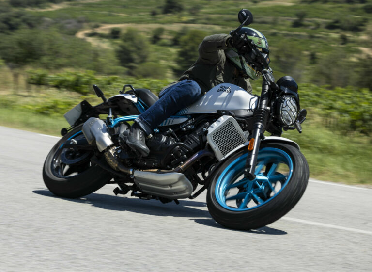 Royal Enfield Introduces Guerrilla 450 Roadster