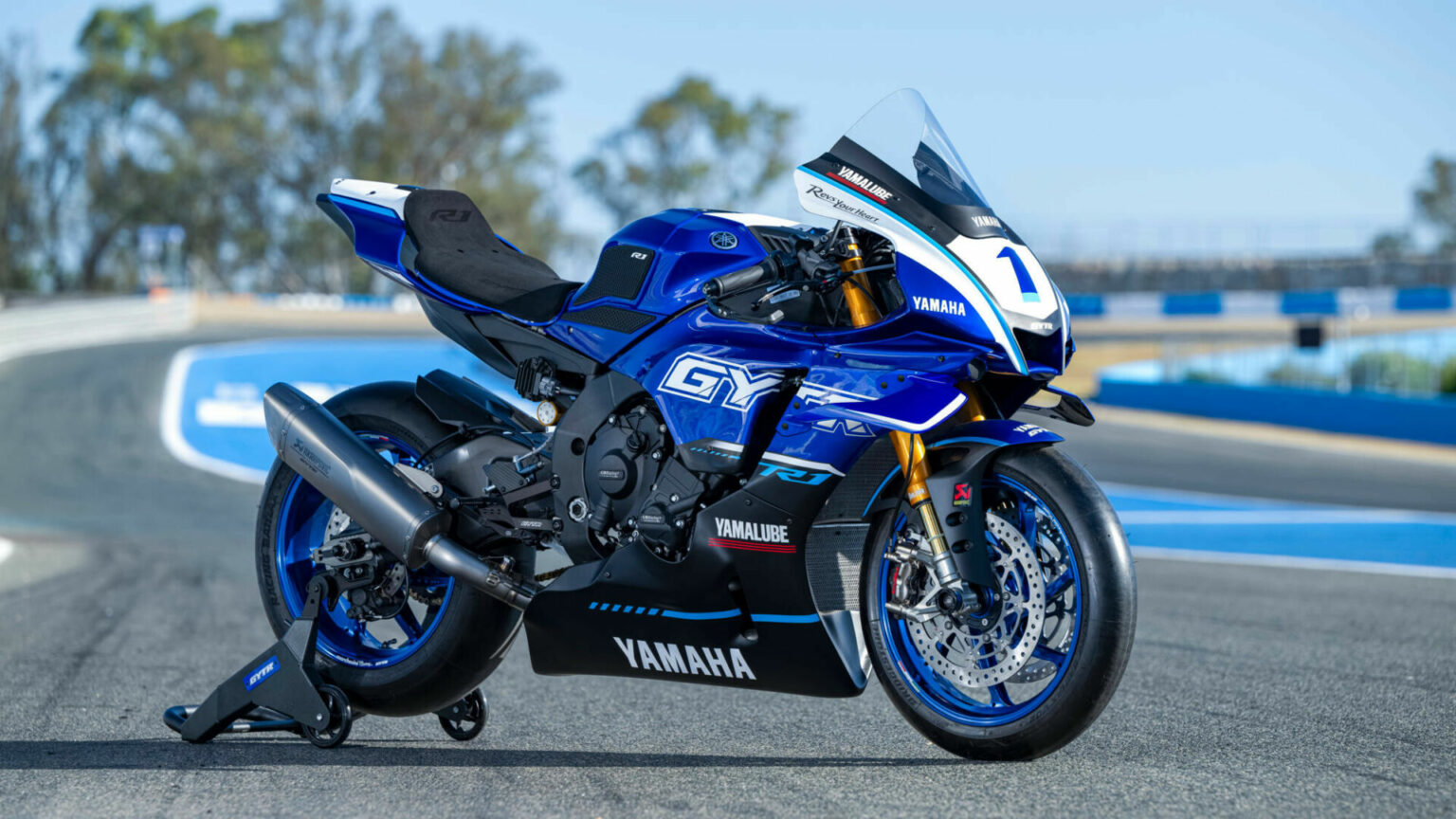 New yamaha r hotsell