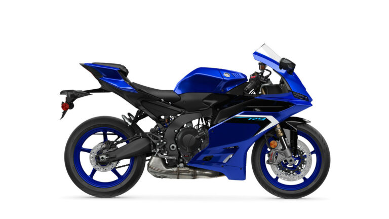 Stefano Manzi Will Race Yamaha R9 in 2025 Supersport World Championship