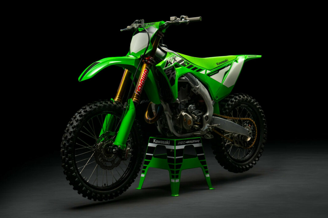 NEW KAWASAKI 2 STROKE 2025 visual data 8