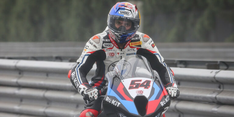 WorldSBK: Razgatlioglu Leads Wet FP2 At Estoril
