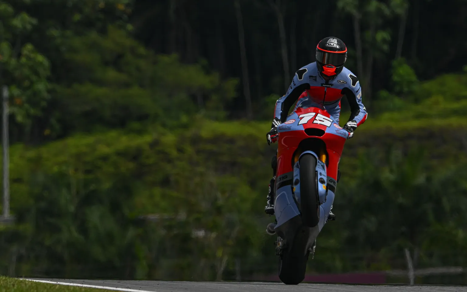 Moto2：阿里纳斯在马来西亚的决赛练习中名列前茅 – Roadracing World