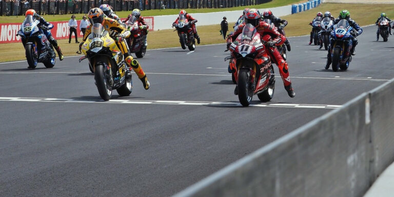 World Superbike: Mandatory Pit Stops For Australian Round