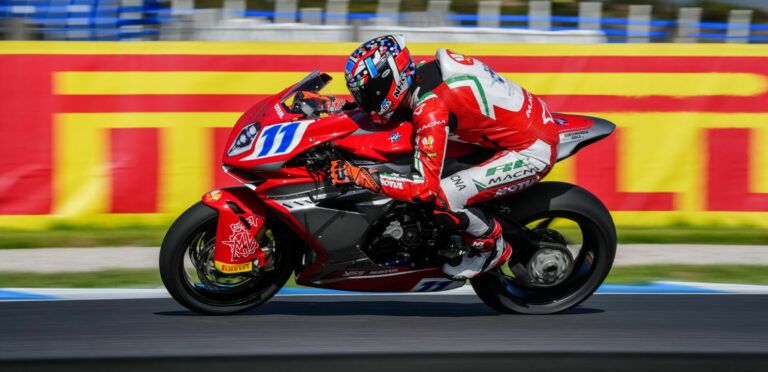 World Supersport: Bendsneyder, MV Agusta Top Testing In Australia