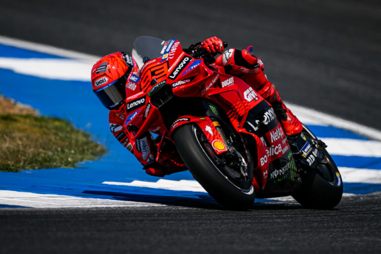 MotoGP: M.Marquez Claims Pole Position In Thailand