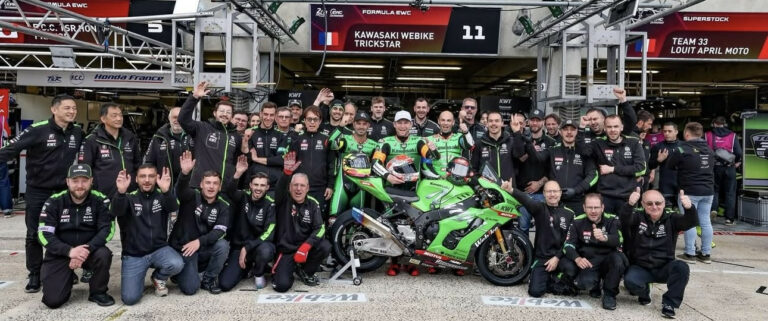 Kawasaki Webike Trickstar Team.