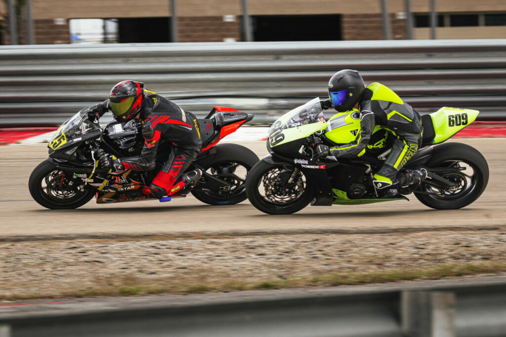 Alex Cantrell #225 battling with Isacc Loynd #609. Photo courtesy Richard Jellerson