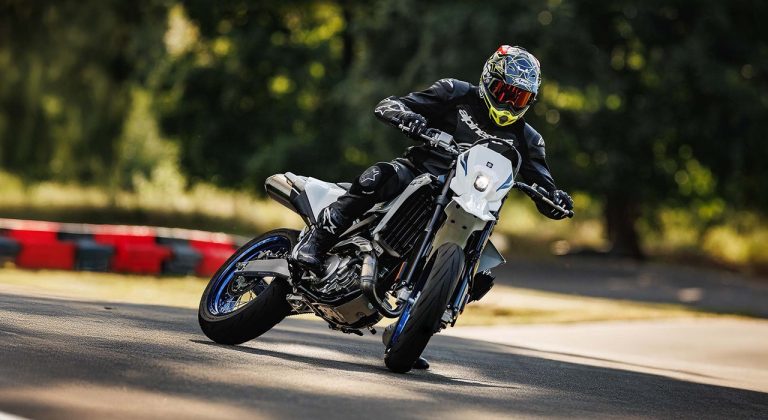 Suzuki Launches DR-Z4SM “Take it to the Streets” Demos
