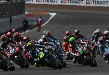 Moto2 race start at Silverstone Circuit, in England. Photo courtesy Dorna.