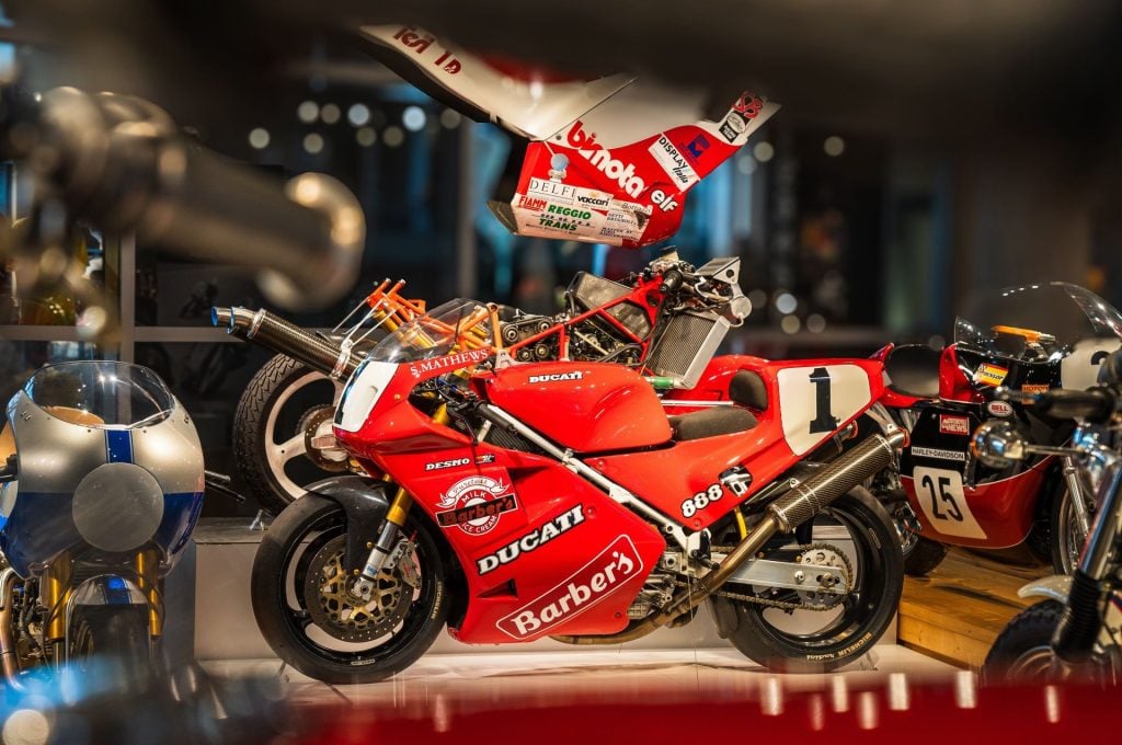 Fast by Ferracci Ducati 888s. Photo by Joe Avila.