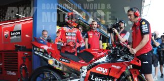 A 2025 factory Desmosedici during this year's Thai GP, with Marc Marquez about to climb aboard.