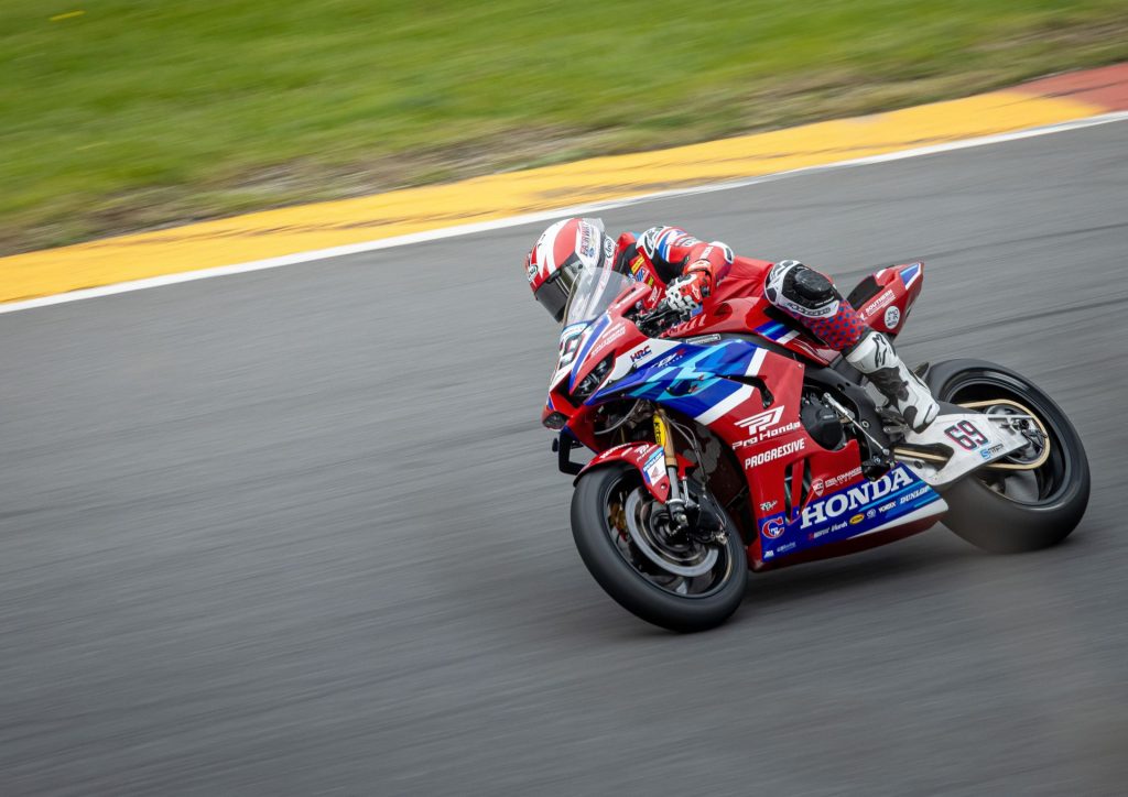 Hayden Gillim netted a pair of 6th place finishes in Superbike. Photo courtesy Real Steel Honda Racing.